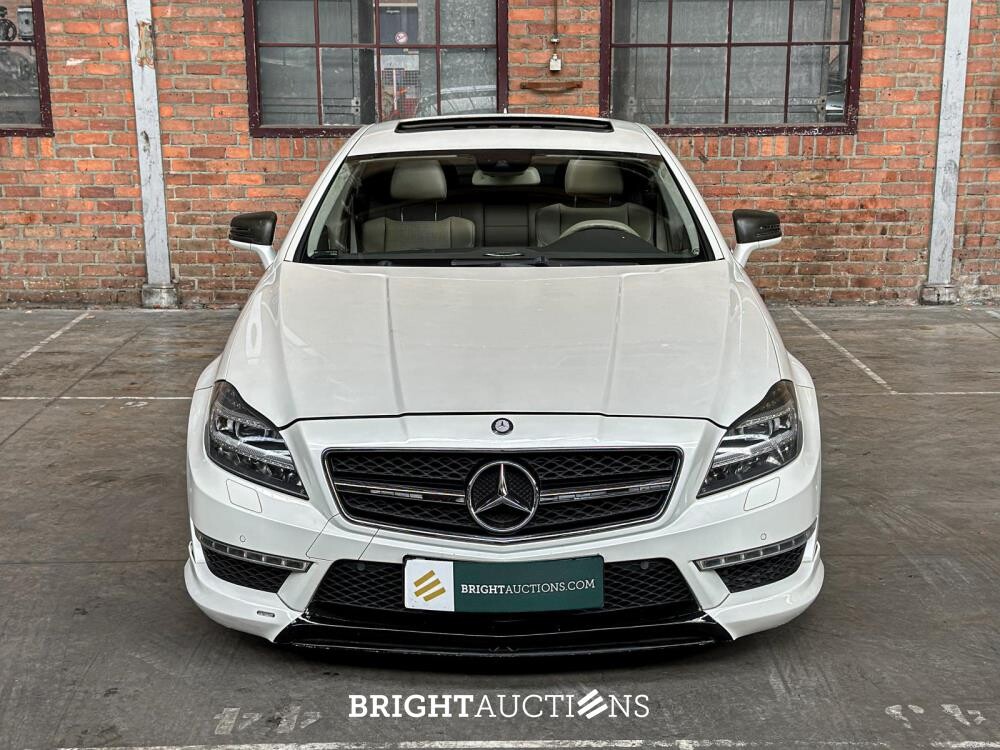 Mercedes-Benz CLS63 AMG 5.5 V8 525pk 2012 CLS-Klasse (53.000 KM)
