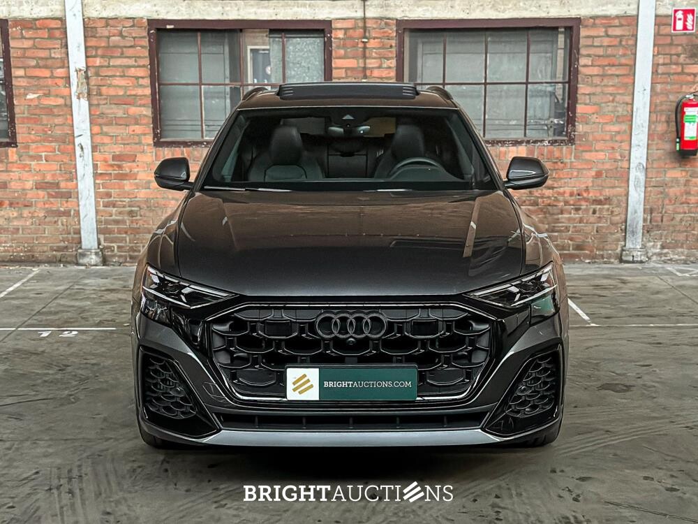 Audi Q8 55 TFSIe Quattro 3.0 V6 S-Line -NIEUW- 394PK 2025 Plug-In Hybrid (Fabrieksgarantie)
