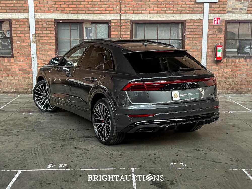 Audi Q8 55 TFSIe Quattro 3.0 V6 S-Line -NIEUW- 394PK 2025 Plug-In Hybrid (Fabrieksgarantie)
