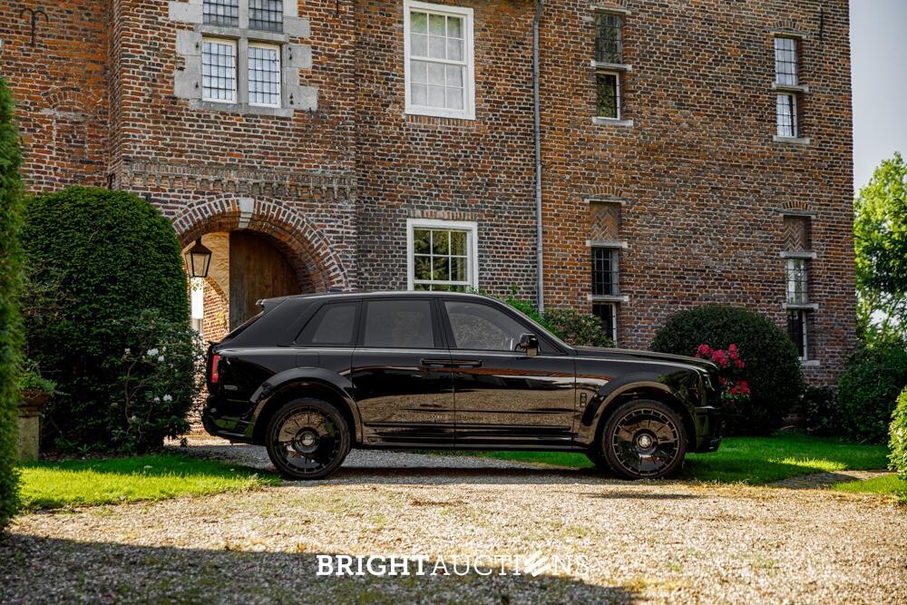 Rolls-Royce Cullinan 6.75 V12 (NOVITEC-WIDEBODY) 570pk 2021