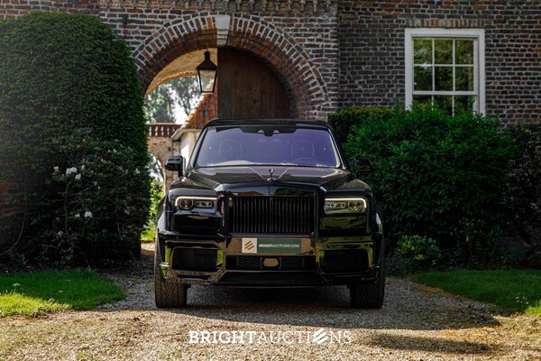 Rolls-Royce Cullinan 6.75 V12 (NOVITEC-WIDEBODY) 570pk 2021