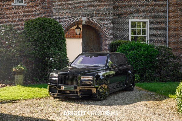 Rolls-Royce Cullinan 6.75 V12 (NOVITEC-WIDEBODY) 570pk 2021