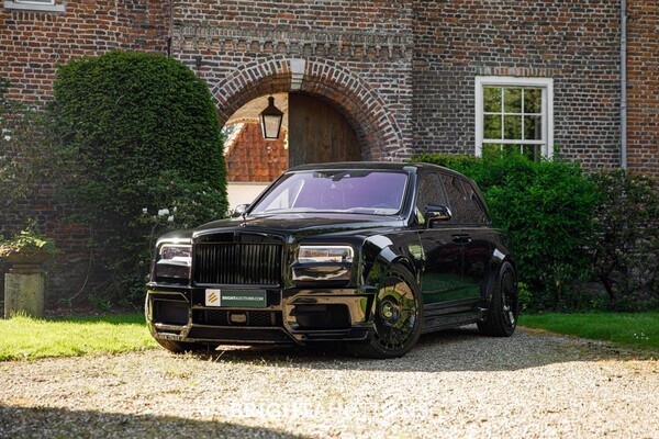 Rolls-Royce Cullinan 6.75 V12 (NOVITEC-WIDEBODY) 570pk 2021