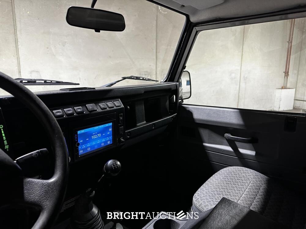 Land Rover Defender 2.5 TS5 110 SW S 122pk 2003, JRZ-71-L Youngtimer