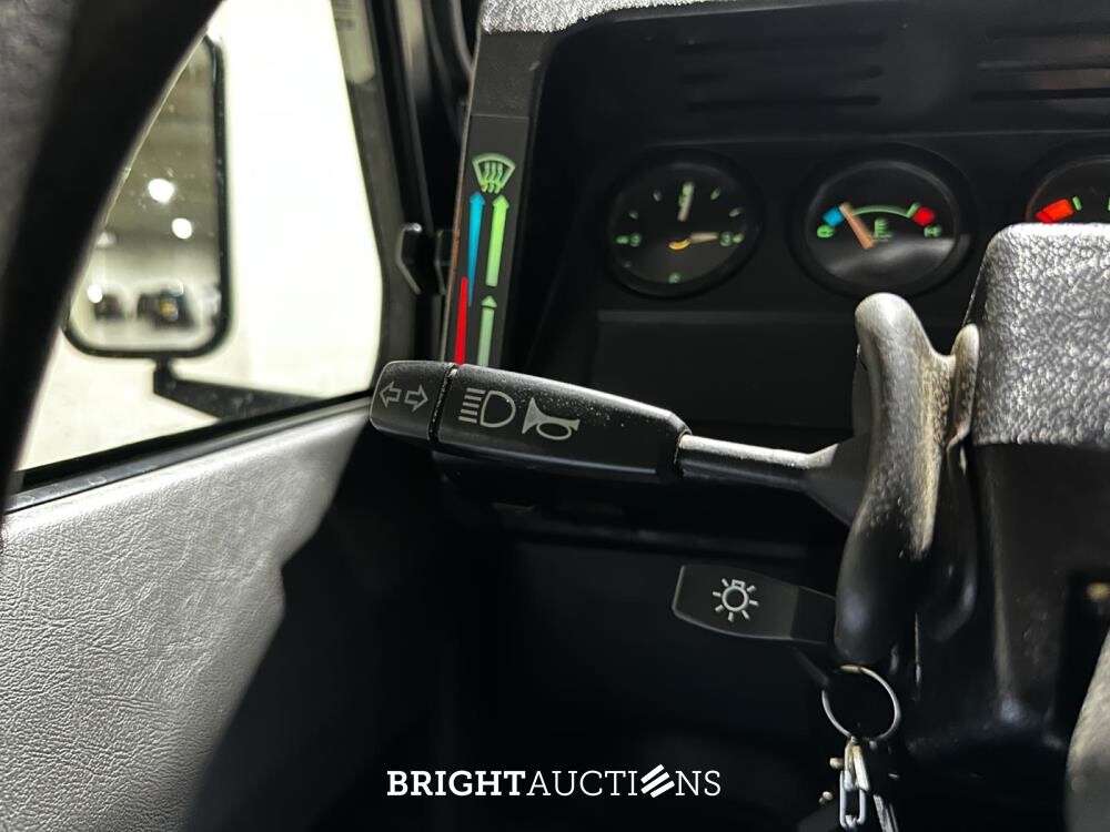Land Rover Defender 2.5 TS5 110 SW S 122pk 2003, JRZ-71-L Youngtimer