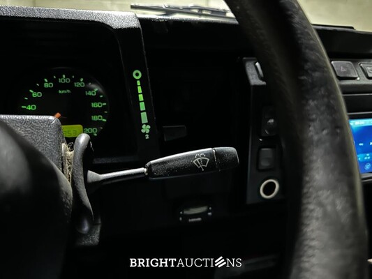 Land Rover Defender 2.5 TS5 110 SW S 122pk 2003, JRZ-71-L Youngtimer
