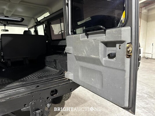 Land Rover Defender 2.5 TS5 110 SW S 122pk 2003, JRZ-71-L Youngtimer