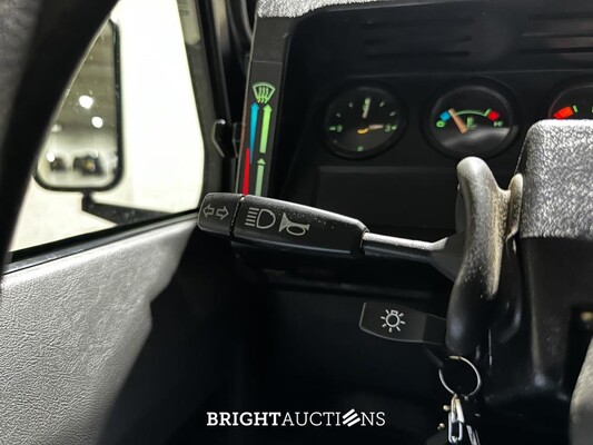 Land Rover Defender 2.5 TS5 110 SW S 122pk 2003, JRZ-71-L Youngtimer