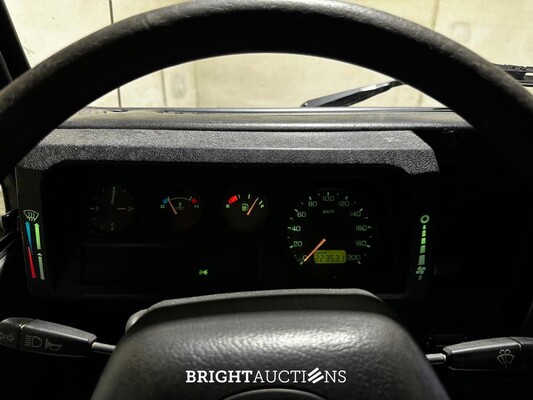 Land Rover Defender 2.5 TS5 110 SW S 122pk 2003, JRZ-71-L Youngtimer