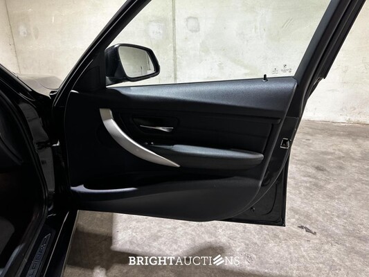 BMW Alpina B3 F30 Biturbo Touring Allrad 410pk 2014, N-717-KS