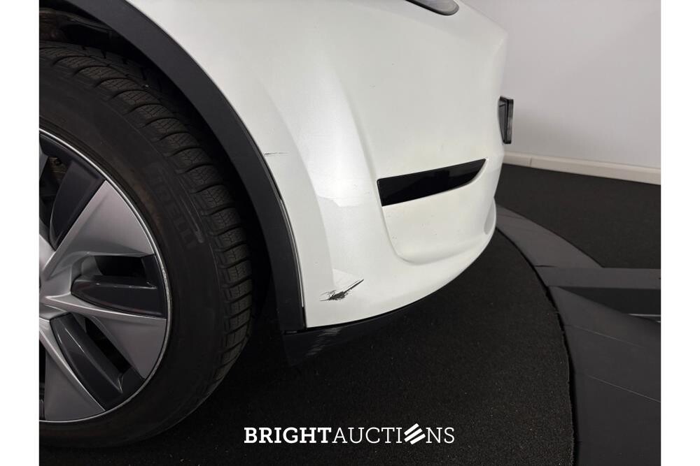 Tesla Model Y RWD 58 kWh 238pk 2024 (Origineel-NL), GDH-71-J