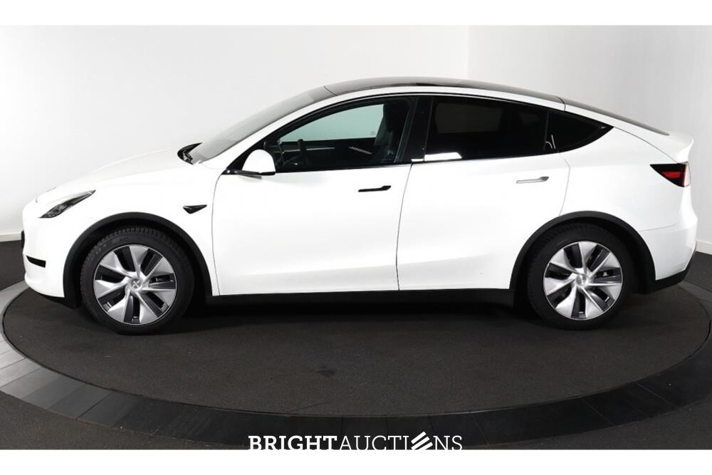 Tesla Model Y RWD 58 kWh 238pk 2024 (Origineel-NL), GDH-71-J