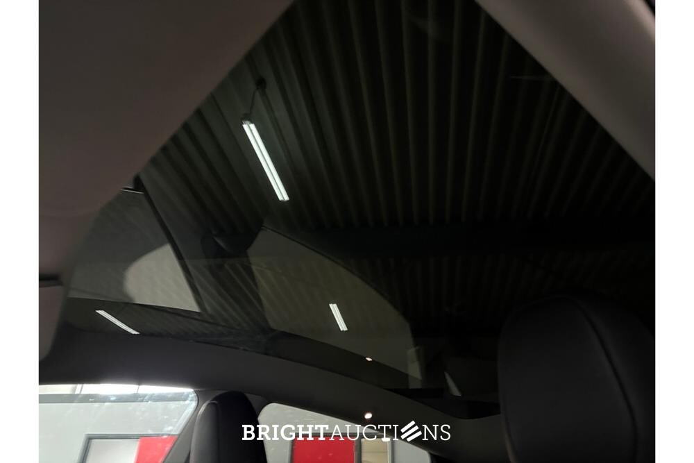 Tesla Model Y RWD 58 kWh 238pk 2024 (Origineel-NL), GDH-71-J