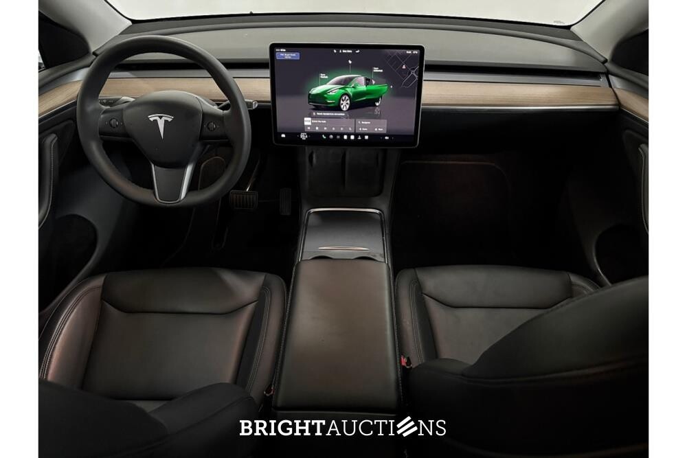 Tesla Model Y RWD 58 kWh 238pk 2024 (Origineel-NL), GDH-71-J