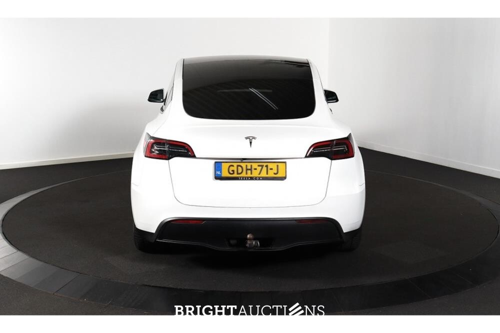 Tesla Model Y RWD 58 kWh 238pk 2024 (Origineel-NL), GDH-71-J