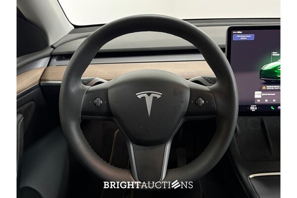 Tesla Model Y RWD 58 kWh 238pk 2024 (Origineel-NL), GDH-71-J