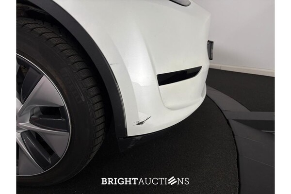 Tesla Model Y RWD 58 kWh 238pk 2024 (Origineel-NL), GDH-71-J