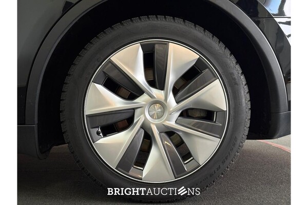 Tesla Model Y Long Range AWD 75 kWh 351pk 2023 (Origineel-NL), S-889-XH
