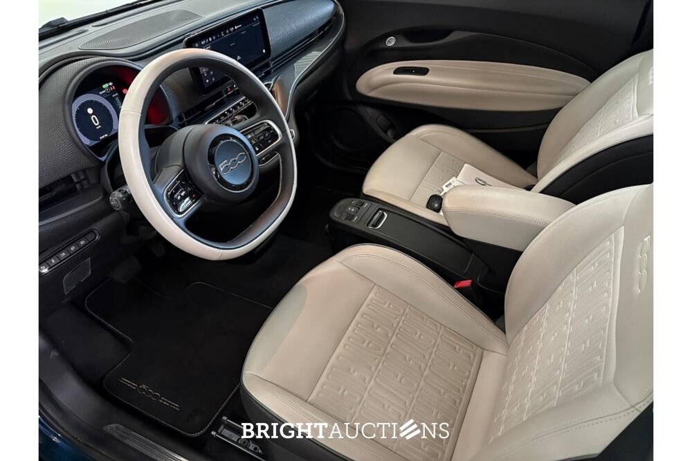 Fiat 500 La Prima 42 kWh 118pk 2021 (Origineel-NL), L-458-FN