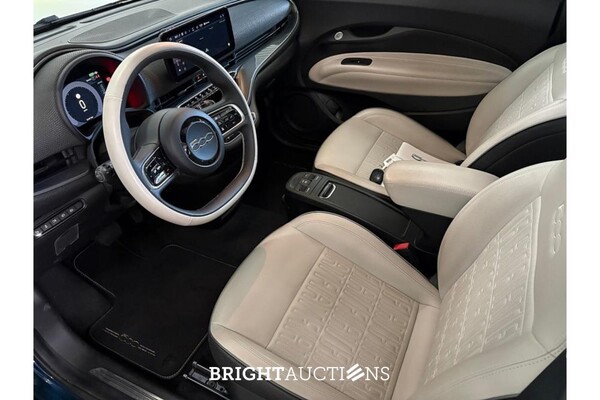 Fiat 500 La Prima 42 kWh 118pk 2021 (Origineel-NL), L-458-FN