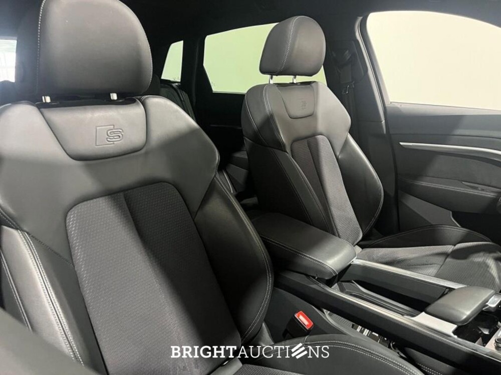 Audi Q8 e-tron 50 S Edition Quattro 95 kWh 340pk 2023 (Origineel-NL), T-275-PB
