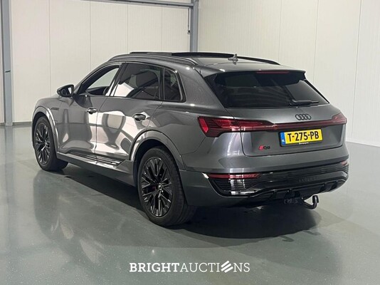 Audi Q8 e-tron 50 S Edition Quattro 95 kWh 340pk 2023 (Origineel-NL), T-275-PB