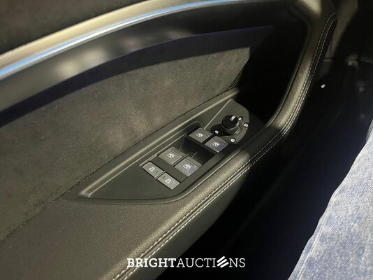 Audi Q8 e-tron 50 S Edition Quattro 95 kWh 340pk 2023 (Origineel-NL), T-275-PB