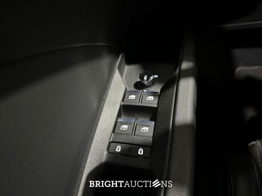 Audi Q4 e-tron 40 Launch edition S Competition 77 kWh 204pk 2022 (Origineel-NL), P-395-JS