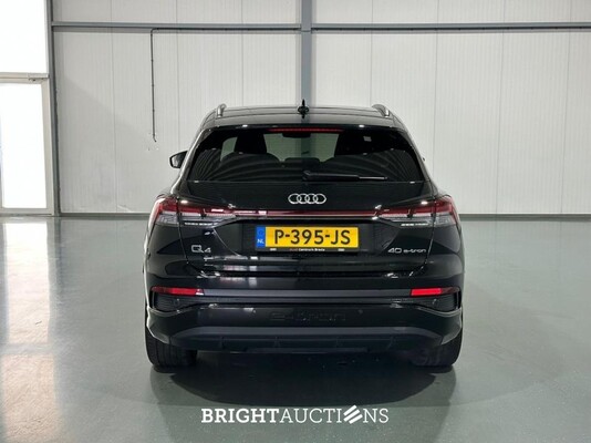 Audi Q4 e-tron 40 Launch edition S Competition 77 kWh 204pk 2022 (Origineel-NL), P-395-JS