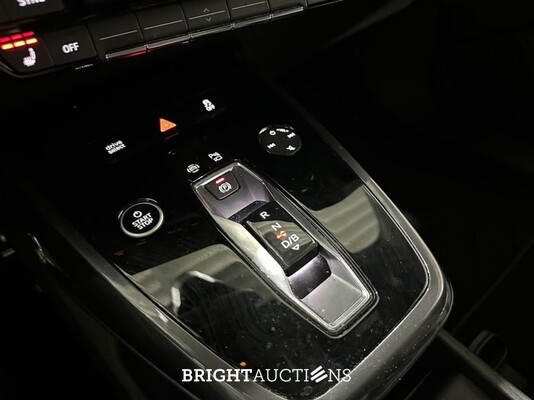 Audi Q4 e-tron 40 Launch edition S Competition 77 kWh 204pk 2022 (Origineel-NL), P-395-JS