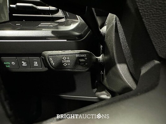 Audi Q4 e-tron 40 Launch edition S Competition 77 kWh 204pk 2022 (Origineel-NL), P-395-JS