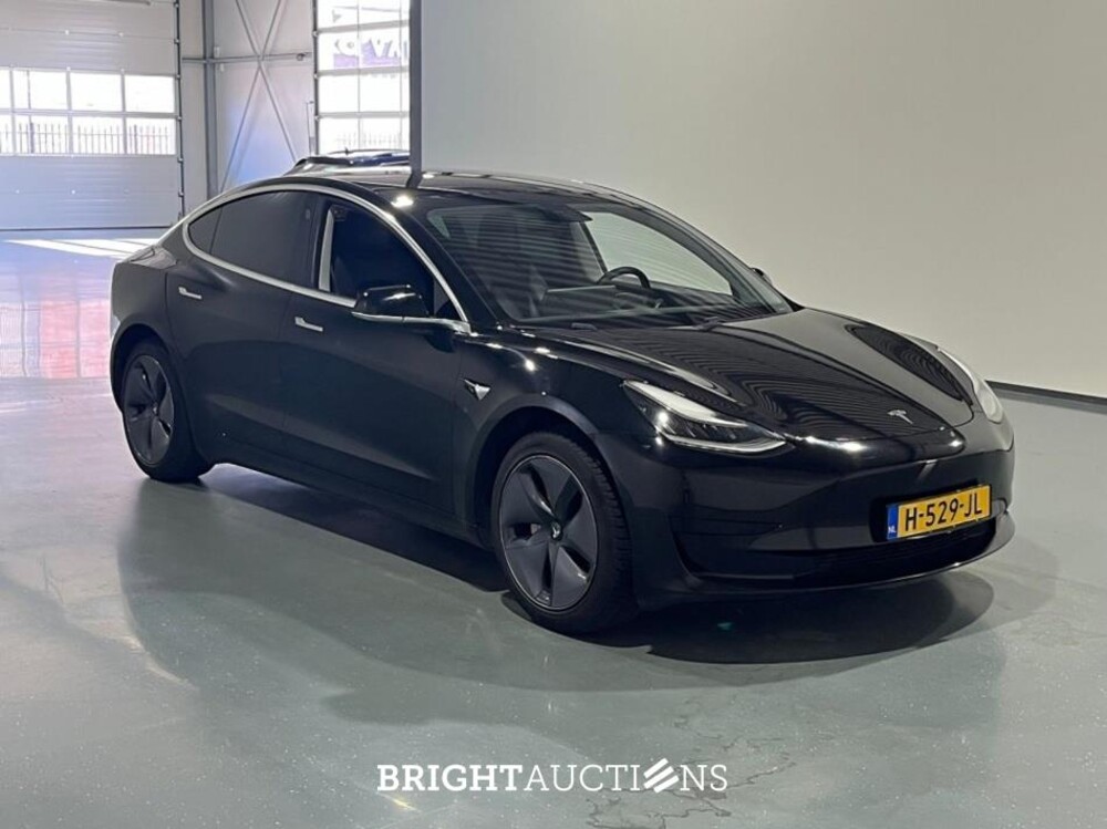 Tesla Model 3 Standard RWD Plus 60 kWh 238pk 2020 (Origineel-NL), H-529-JL