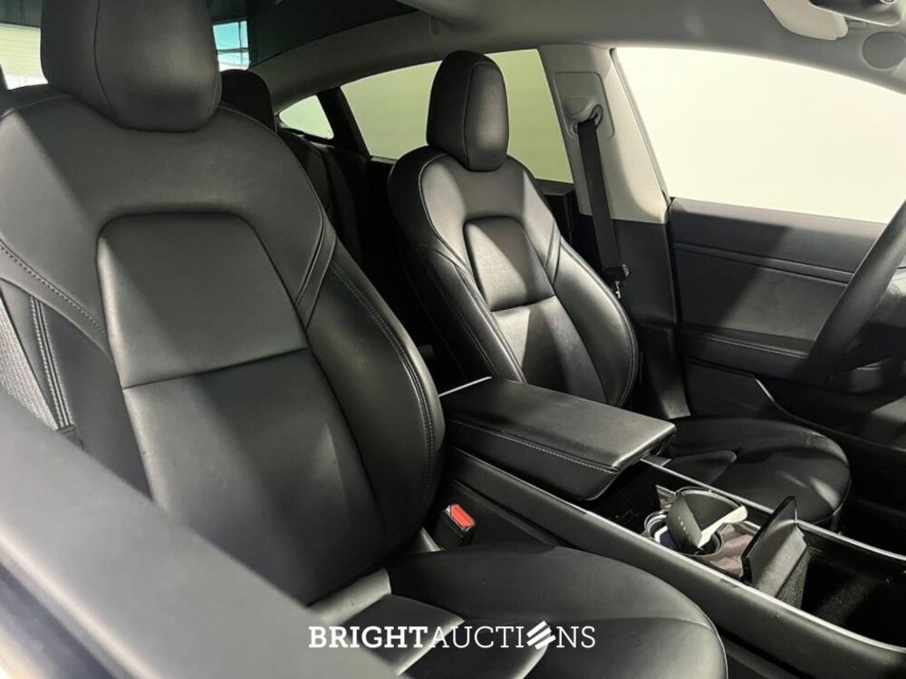 Tesla Model 3 Standard RWD Plus 60 kWh 238pk 2020 (Origineel-NL), H-529-JL
