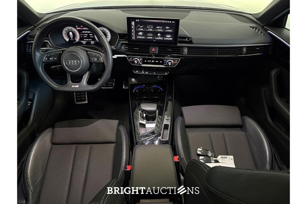 Audi A4 35 S edition Competition TFSI 149pk 2022 (Origineel-NL), N-430-VR