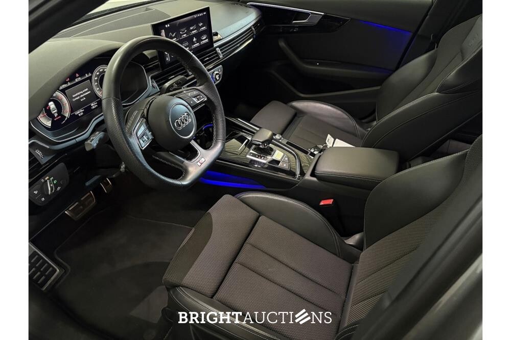 Audi A4 35 S edition Competition TFSI 149pk 2022 (Origineel-NL), N-430-VR