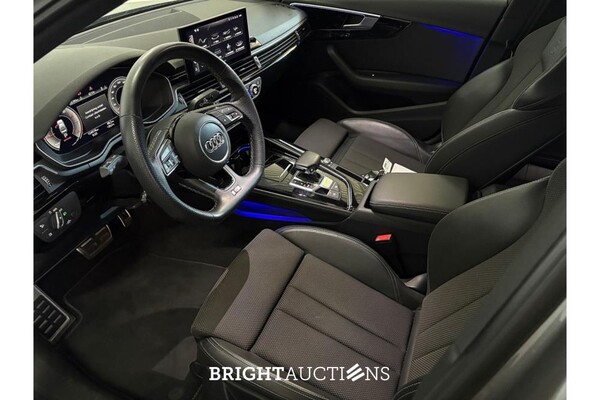Audi A4 35 S edition Competition TFSI 149pk 2022 (Origineel-NL), N-430-VR