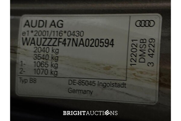 Audi A4 35 S edition Competition TFSI 149pk 2022 (Origineel-NL), N-430-VR