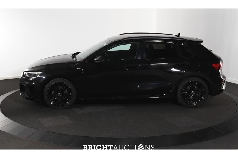Audi A3 Sportback 35 S edition TFSI 149pk 2022 (Origineel-NL), P-959-FK