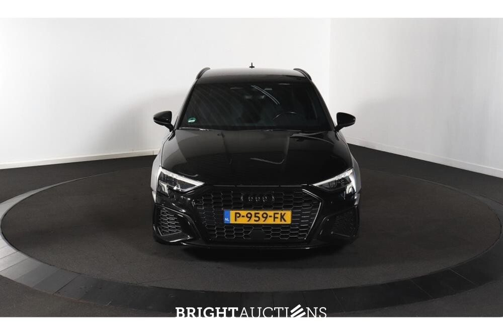 Audi A3 Sportback 35 S edition TFSI 149pk 2022 (Origineel-NL), P-959-FK