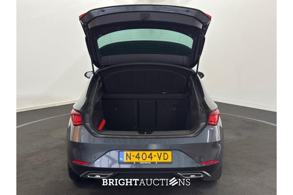 SEAT Leon FR Business Intense 2.0 TDI 149pk 2022 (Origineel-NL), N-404-VD