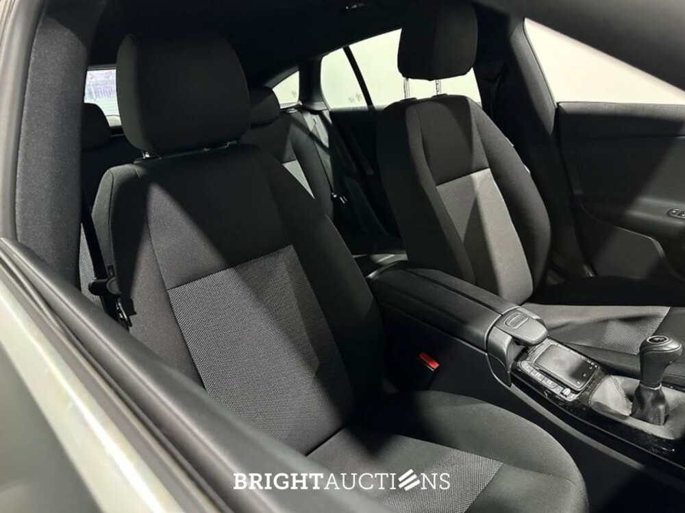 Mercedes-Benz CLA180 Shooting Brake Business 136pk 2021 (Origineel-NL) CLA-Klasse, K-750-ZS