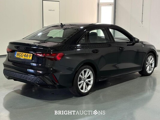 Audi A3 Limousine 30 S edition TFSI 116pk 2025 (Origineel-NL), HGG-44-P