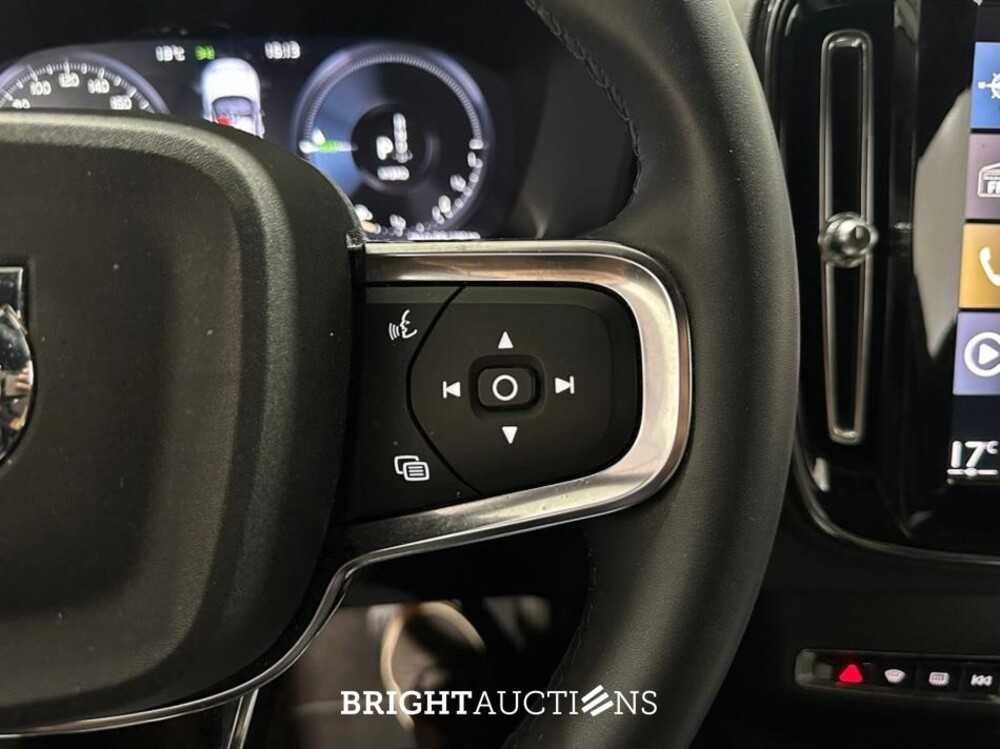 Volvo XC40 T4 Plug-in Hybrid Core Bright 1.5 211pk 2023 (Origineel-NL), S-306-LF