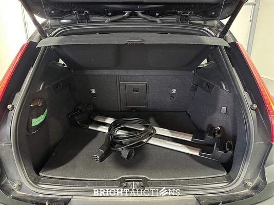Volvo XC40 T4 Plug-in Hybrid Core Bright 1.5 211pk 2023 (Origineel-NL), S-306-LF