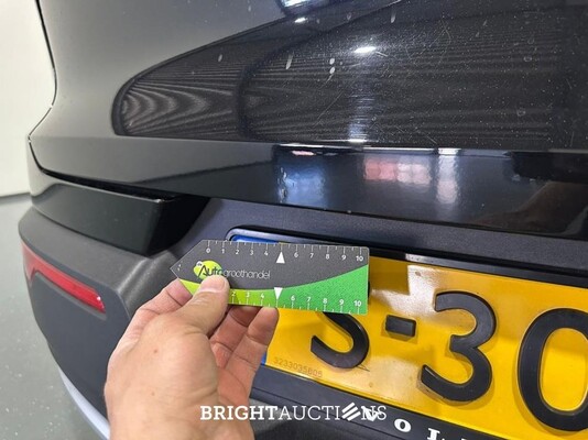 Volvo XC40 T4 Plug-in Hybrid Core Bright 1.5 211pk 2023 (Origineel-NL), S-306-LF