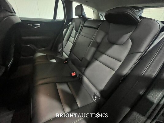 Volvo V60 B3 Momentum Advantage 2.0 163pk 2021 (Origineel-NL), K-537-TV