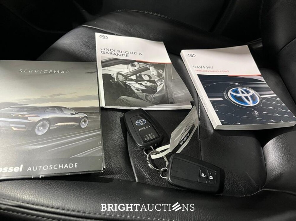Toyota RAV4 Hybrid Business 2.5 AWD 298pk 2022 (Origineel-NL), K-556-RB