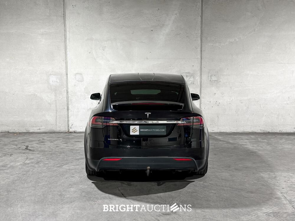 Tesla Model X 524pk 2017