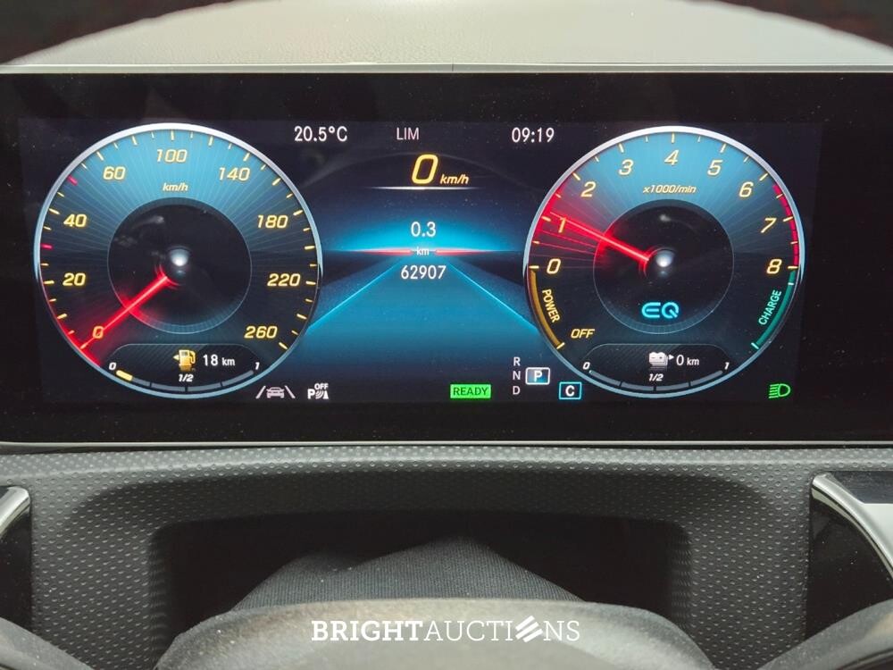 Mercedes-Benz A250 e Business Solution AMG Limited 262pk 2020 A-klasse, Z-645-DJ
