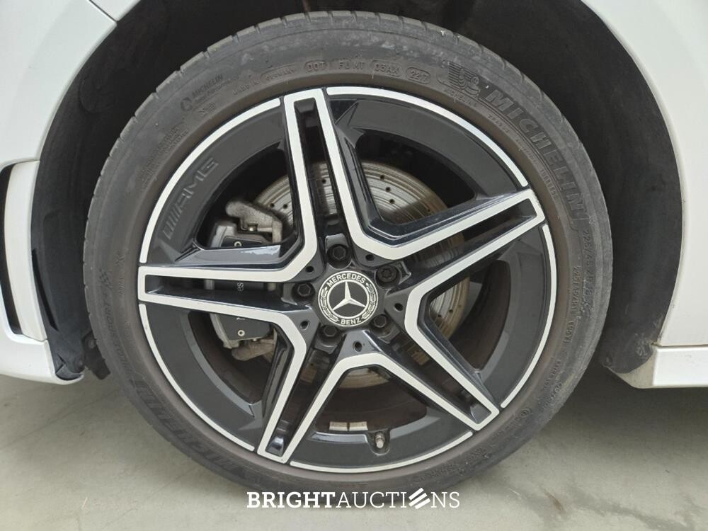 Mercedes-Benz A250 e Business Solution AMG Limited 262hp 2020 A-Class, Z-645-DJ
